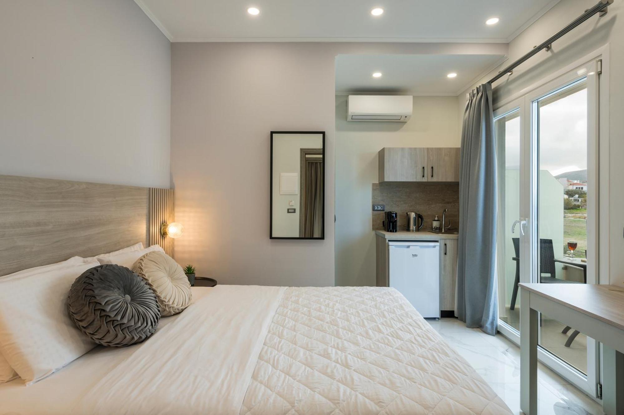 Alexia Seaview Apartments Kíssamos Екстериор снимка