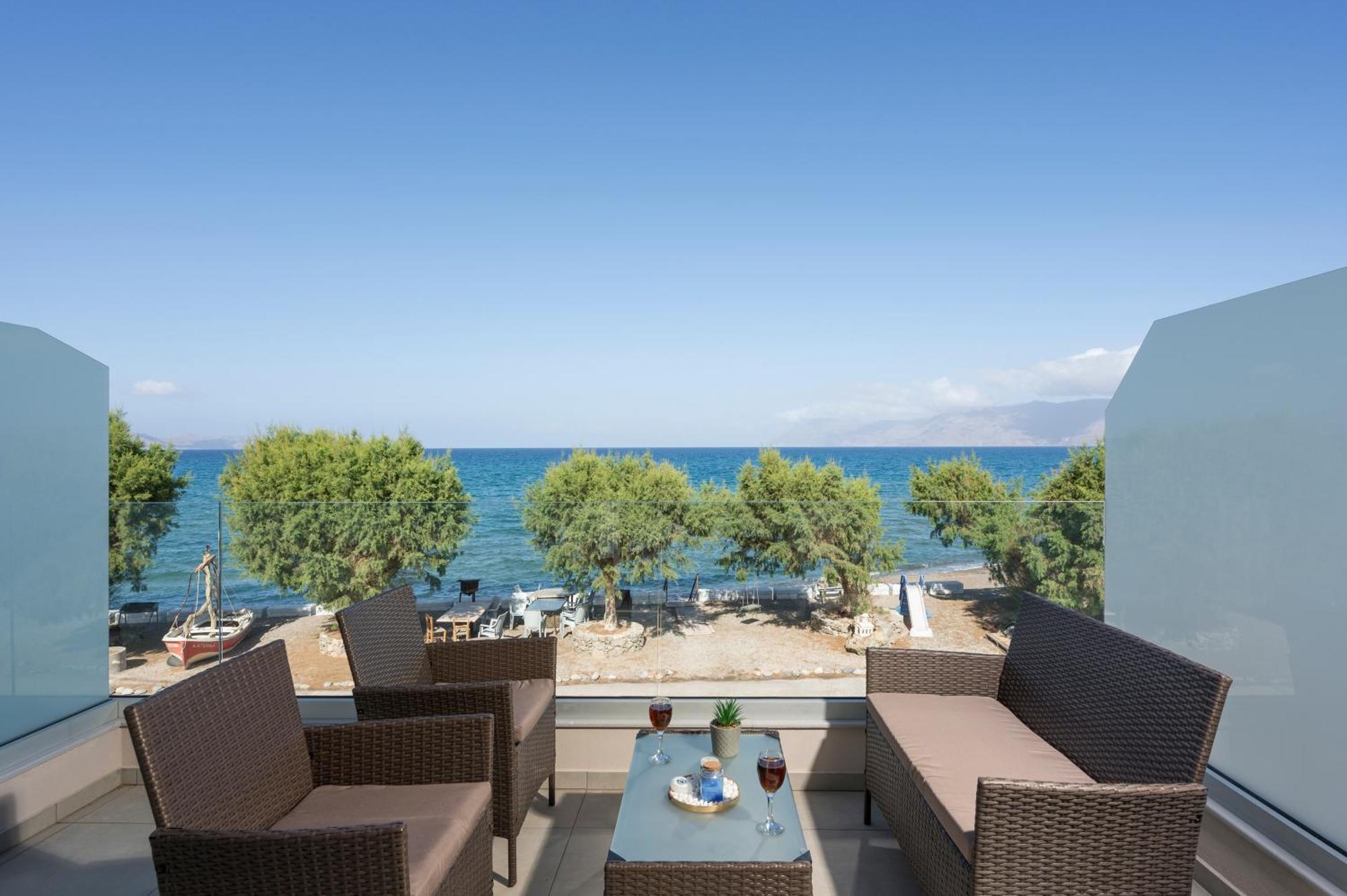 Alexia Seaview Apartments Kíssamos Екстериор снимка